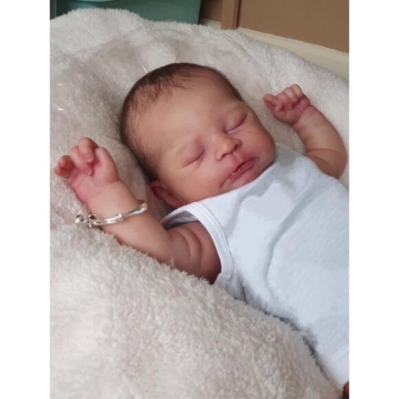 🆕22 Inch Girl Cotton Body Soft Silicone Vinyl Sleeping Newborn Reborn Baby Doll - Picture 4 of 4